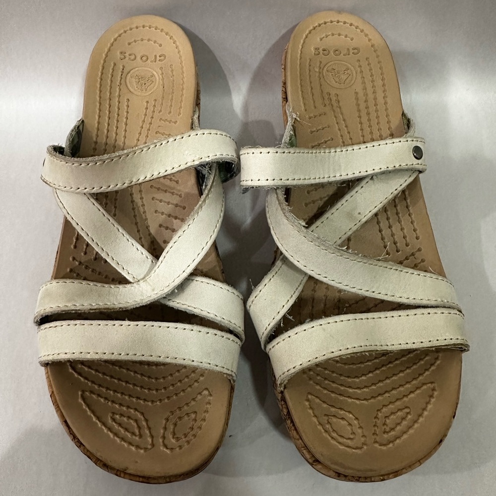 Crocs A Leigh Sandals Womens Size 7 Beige Cork Wedge Strappy Slides Shoes